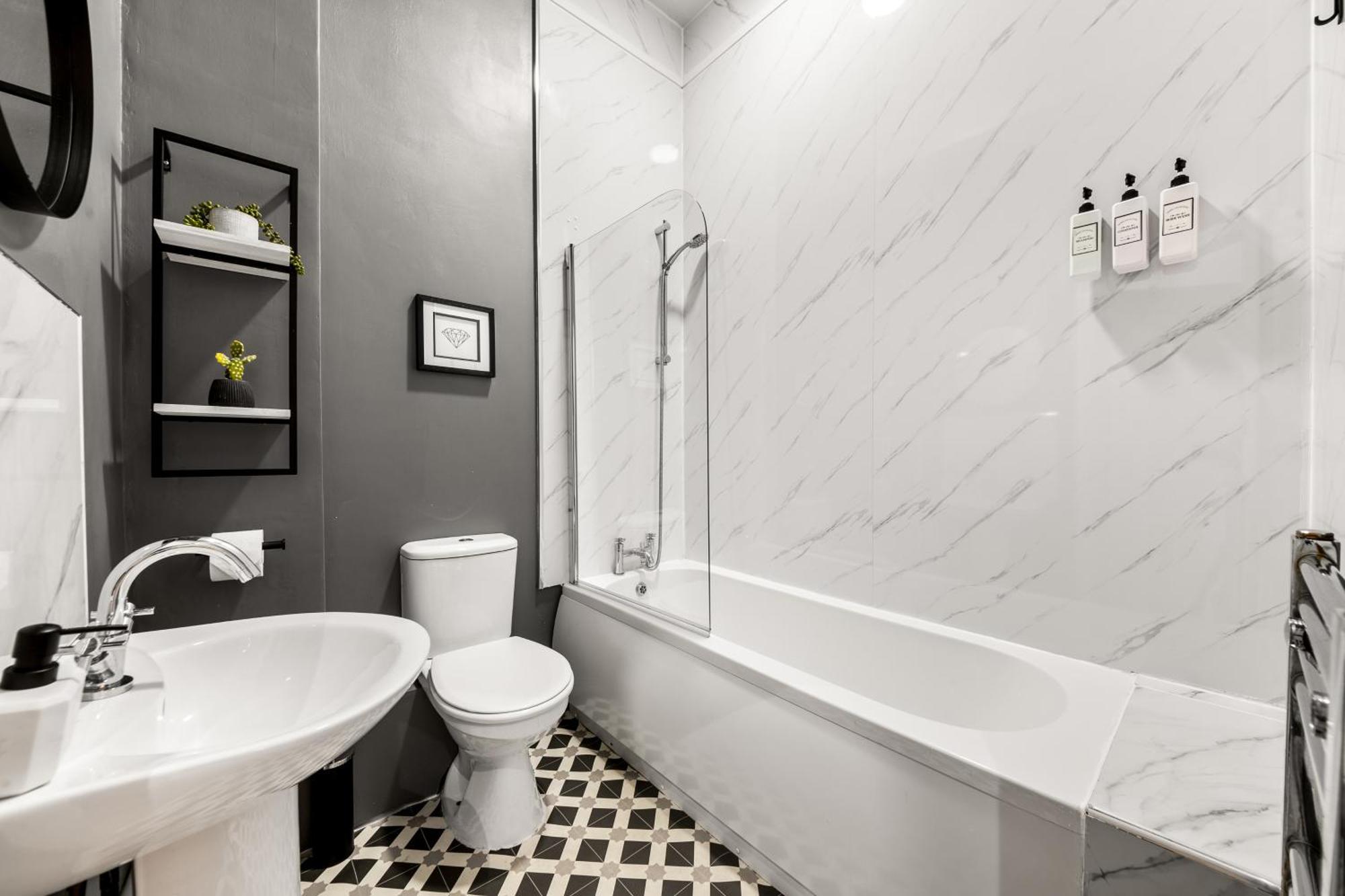 Spacious Birmingham City Apartment المظهر الخارجي الصورة