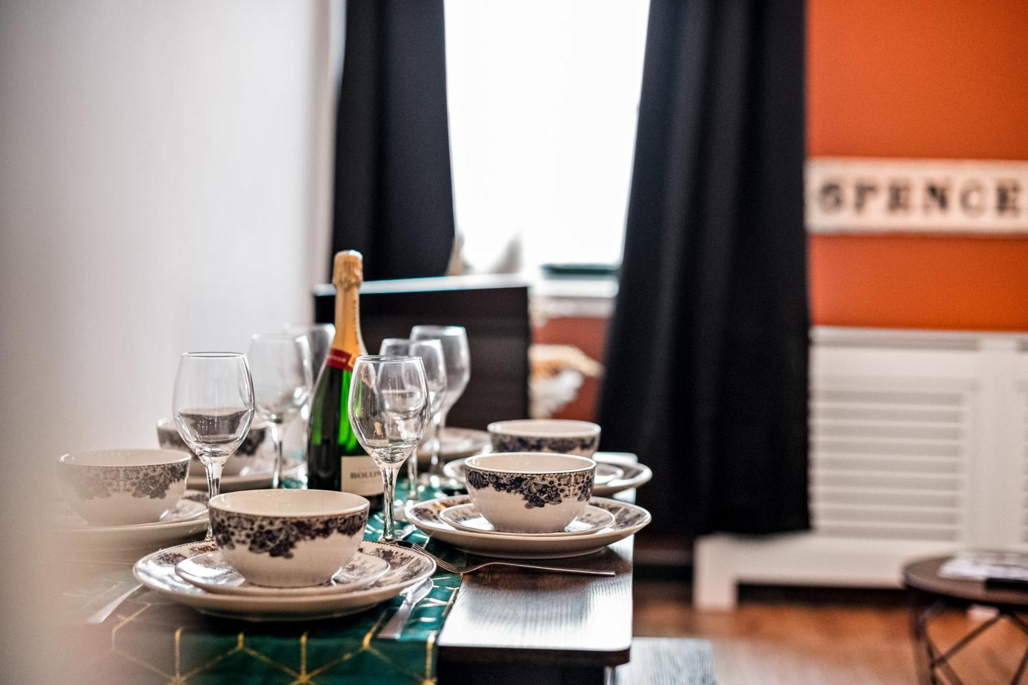 Spacious Birmingham City Apartment المظهر الخارجي الصورة